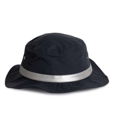 HAT WITH WIDE HEMS
