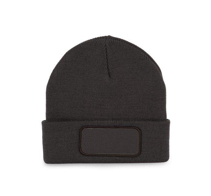 BEANIE WITH PATCH