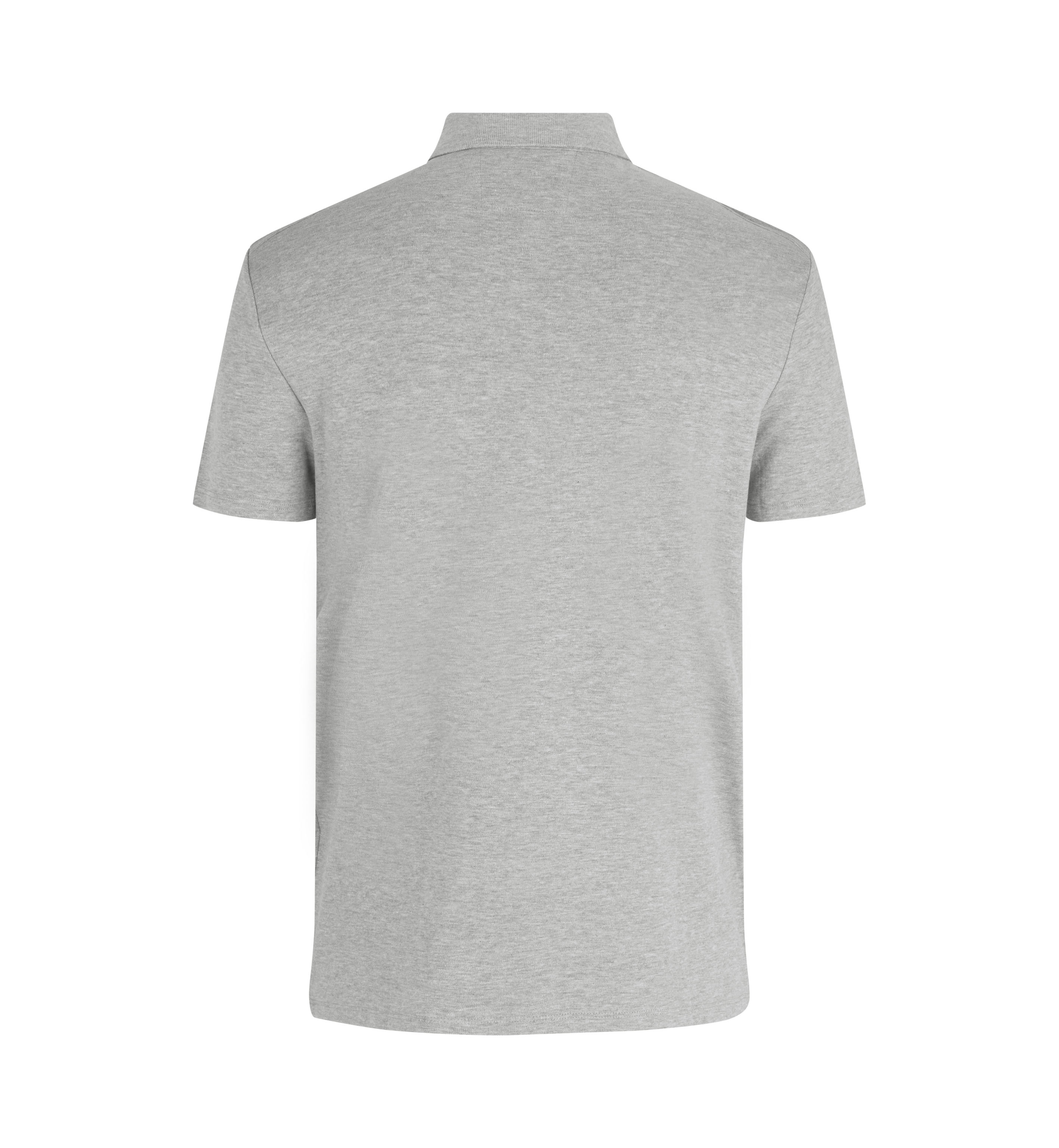 SEVEN SEAS The polo