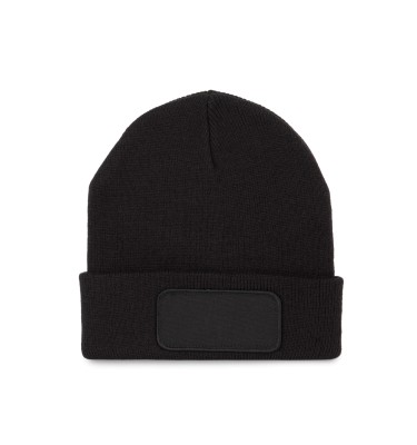 BEANIE WITH PATCH