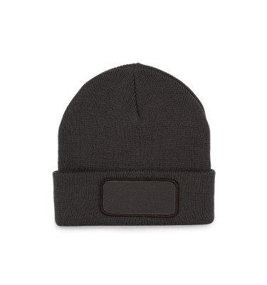BEANIE WITH PATCH