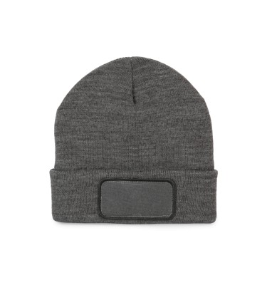 BEANIE WITH PATCH