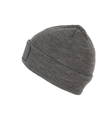 BEANIE WITH PATCH