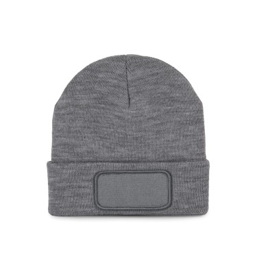 BEANIE WITH PATCH