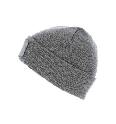 BEANIE WITH PATCH