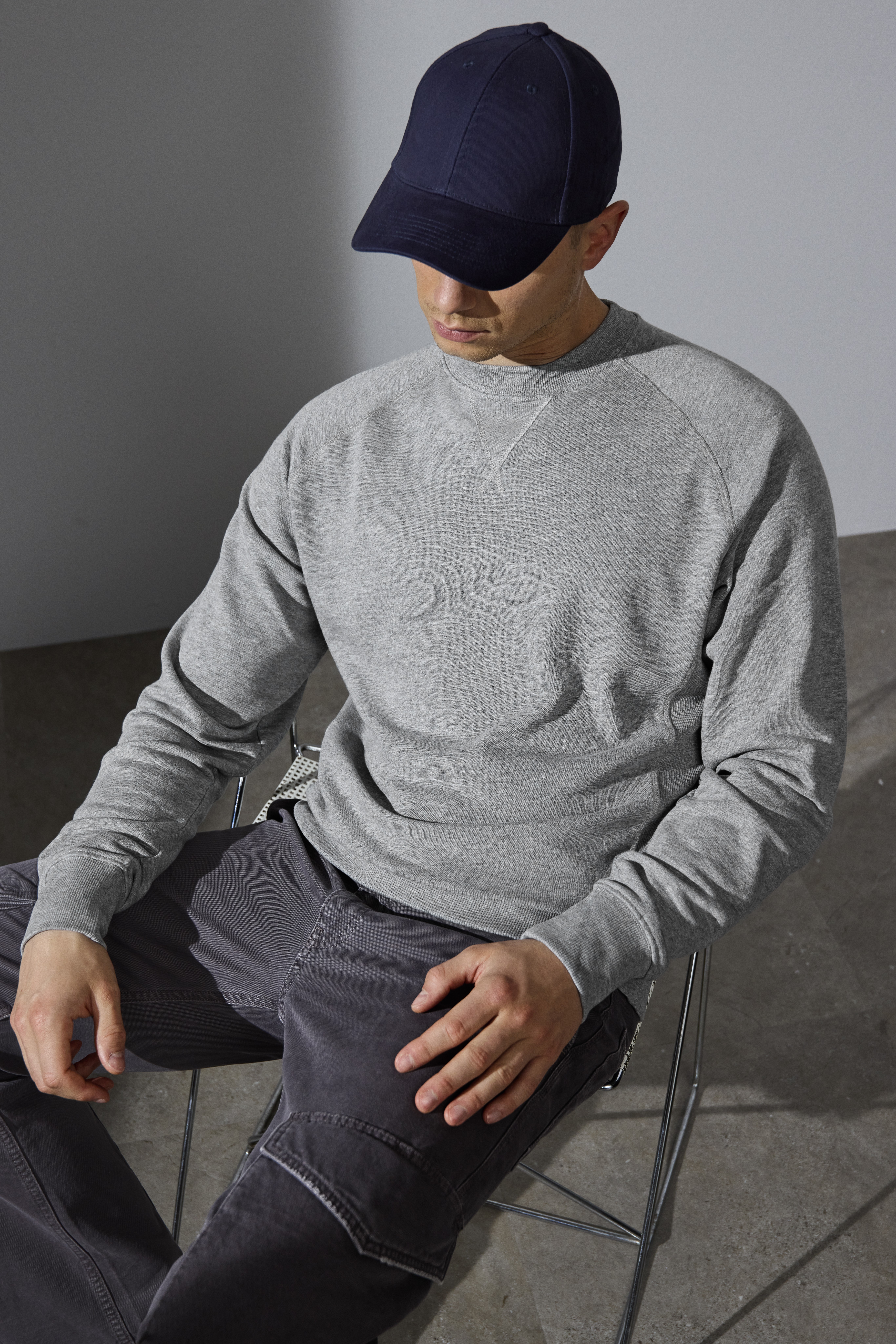 Bluza ID Identity 0613 – markowa odzież dla firm z nadrukiem i haftem.