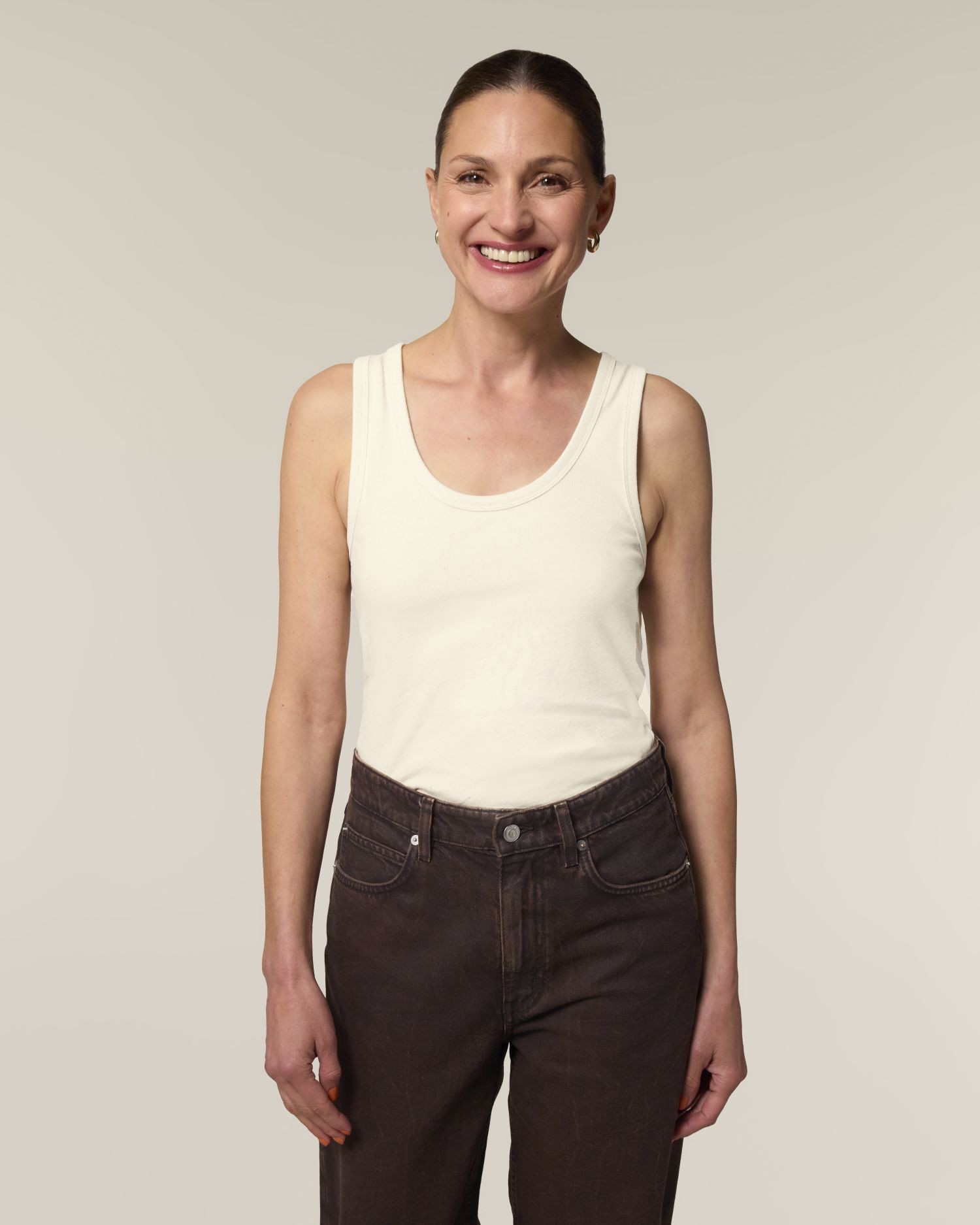 Stella Ava