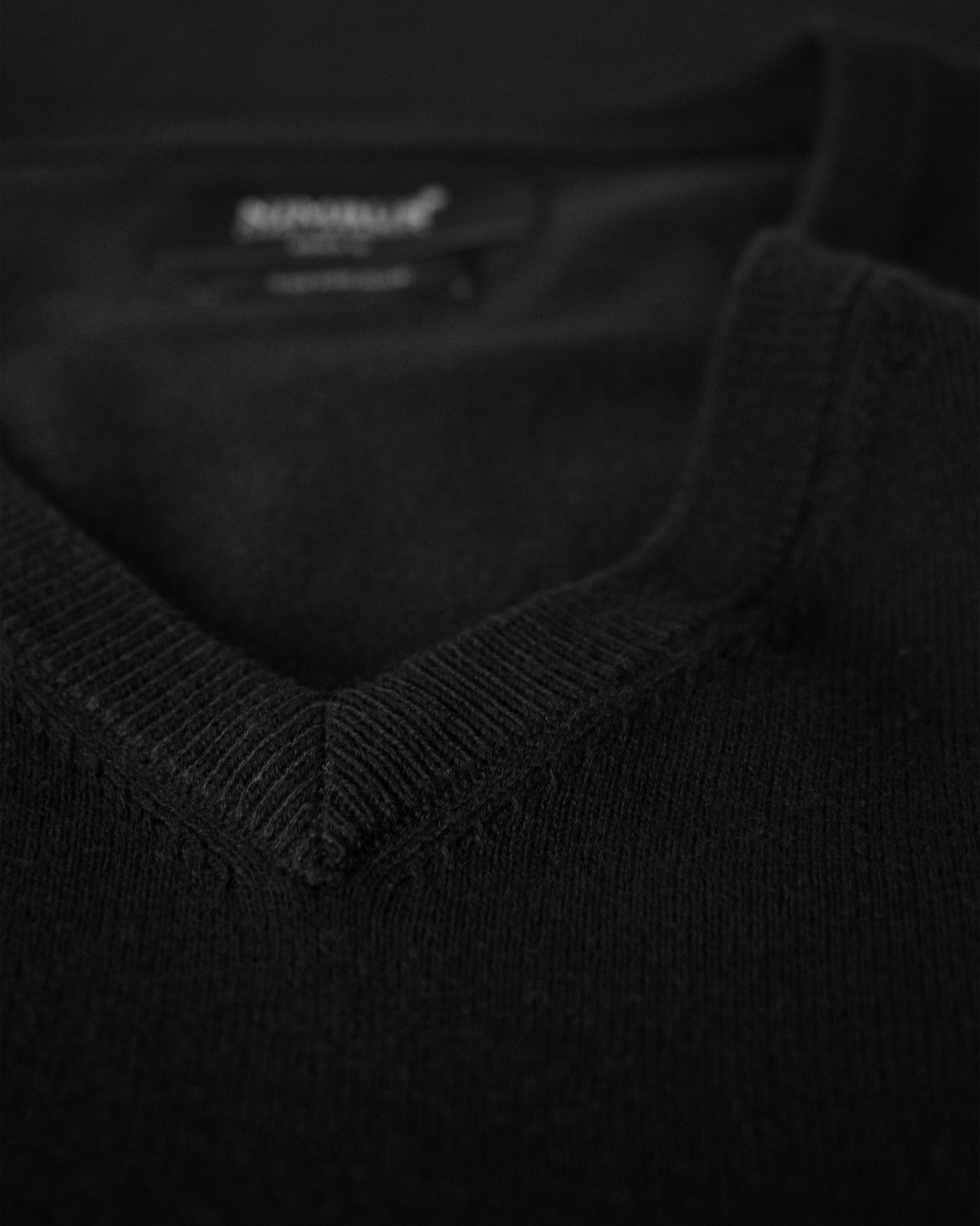Brighton V-Neck Men