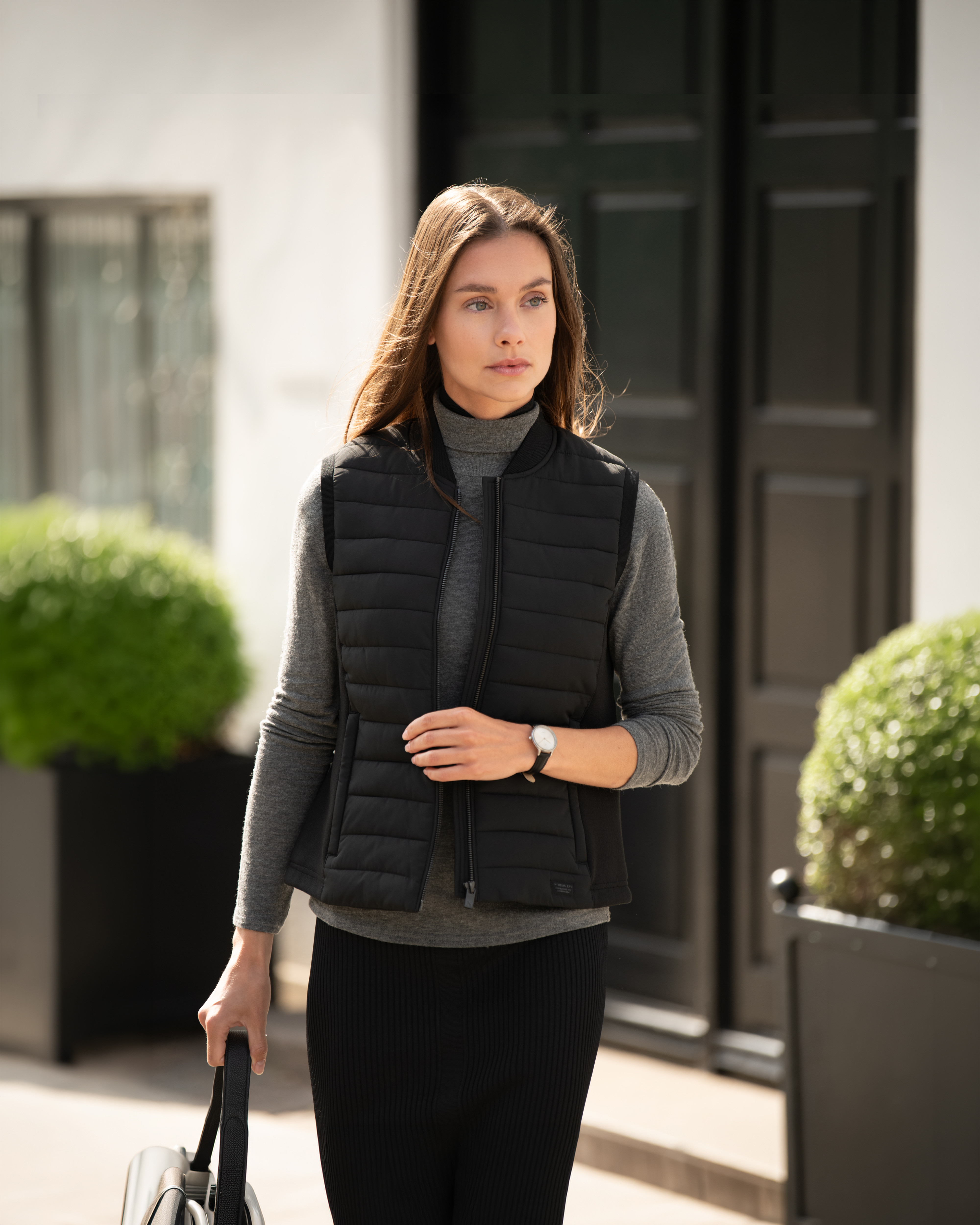 Vesper Women