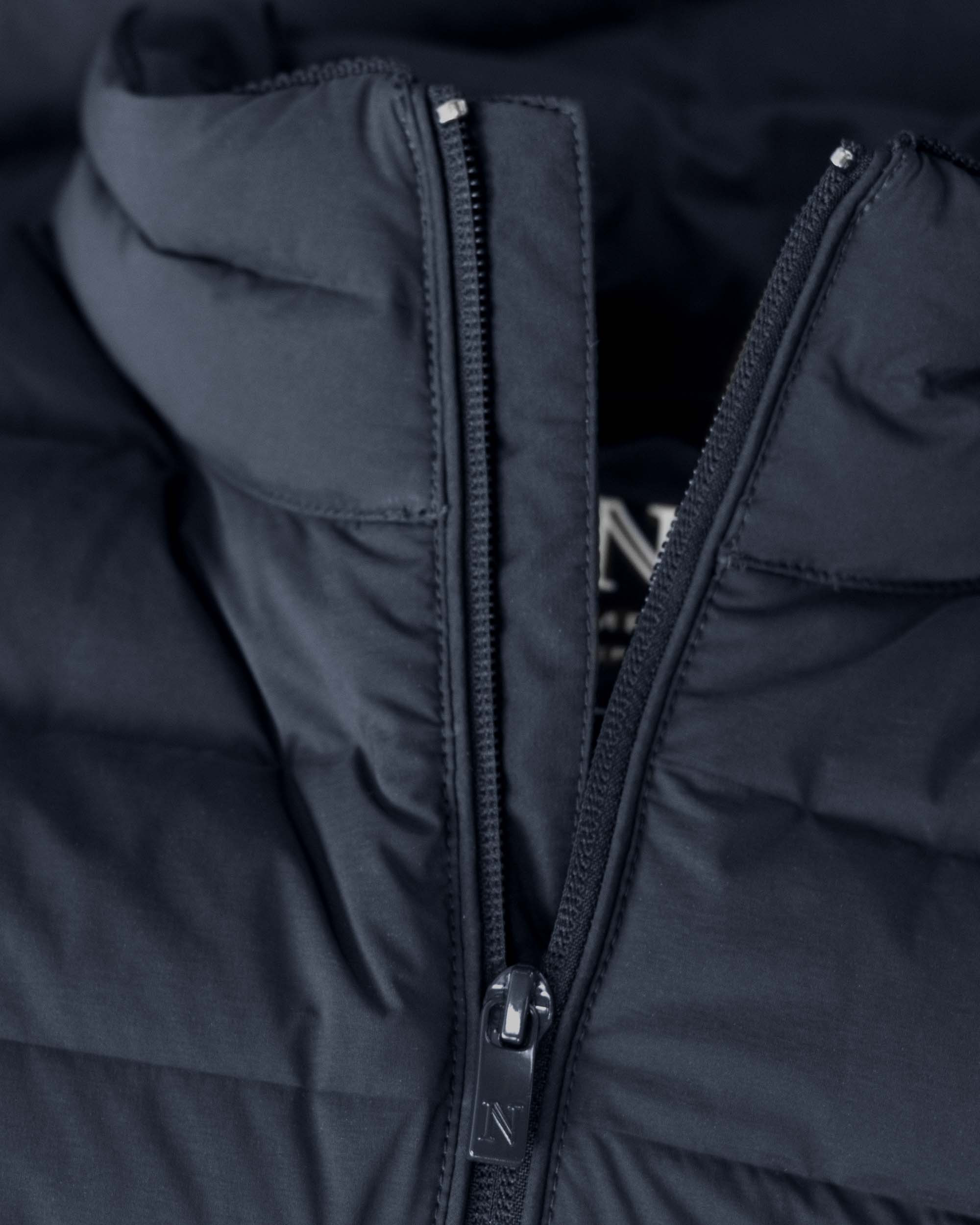 Avalon Vest Men