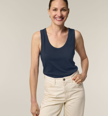 Stella Ava