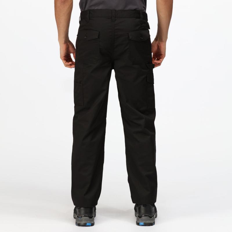 Męskie spodnie robocze Regatta Professional PRO CARGO TROUSERS short-Black